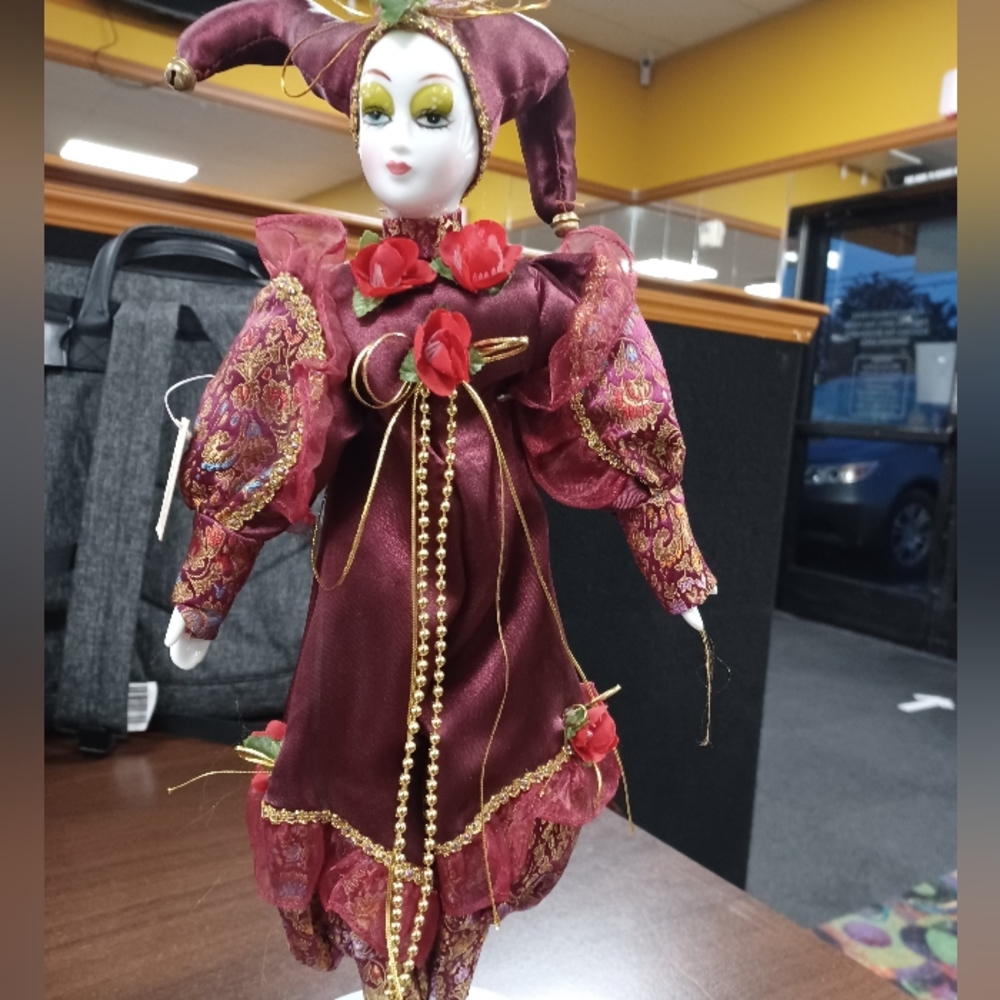 Porcelain Dolls - Picture 3 of 10